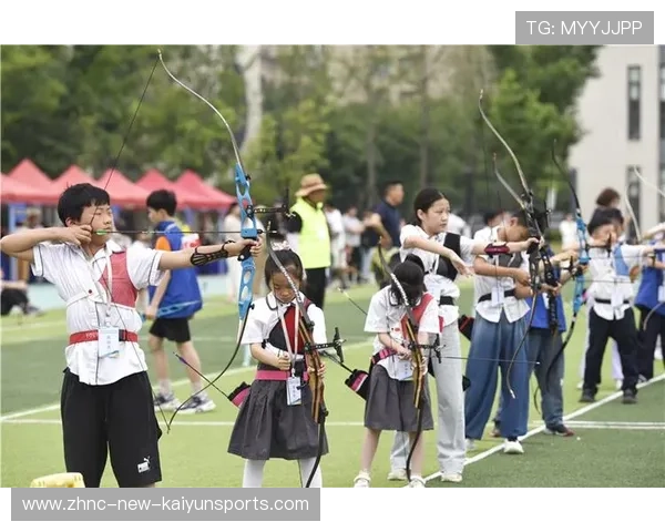 射箭学院加强青少年队伍技术集训与赛场适应训练，青少年射箭培训